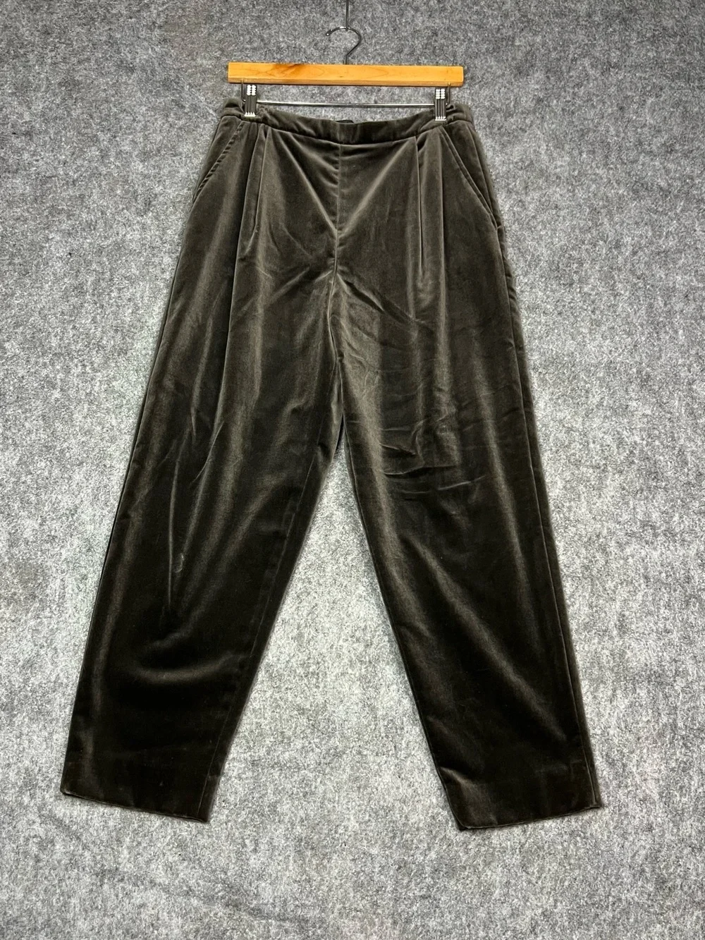 Burberry velvet pants women’s Size 12P Gray Vintage
